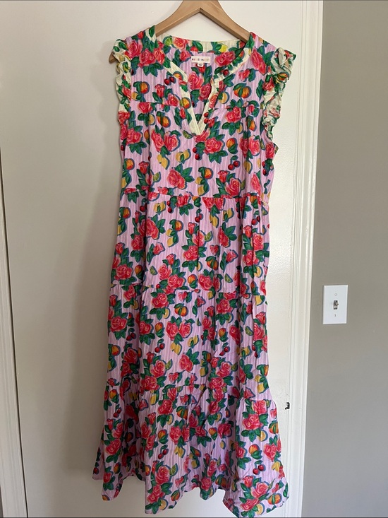 Roller Rabbit Dresses & Skirts - Roller Rabbit pink floral blouse with green leaves